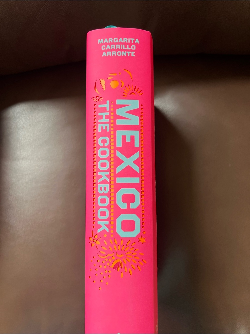 Mexico: The Cookbook by Margarita Carrillo Arronte - Picture 5 of 17